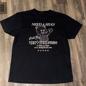 Teddy Fresh need a hug TEE - Mens medium 
Like new condition